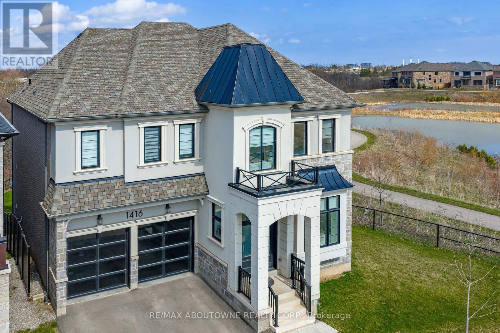 1416 FORD STRATHY CRESCENT S