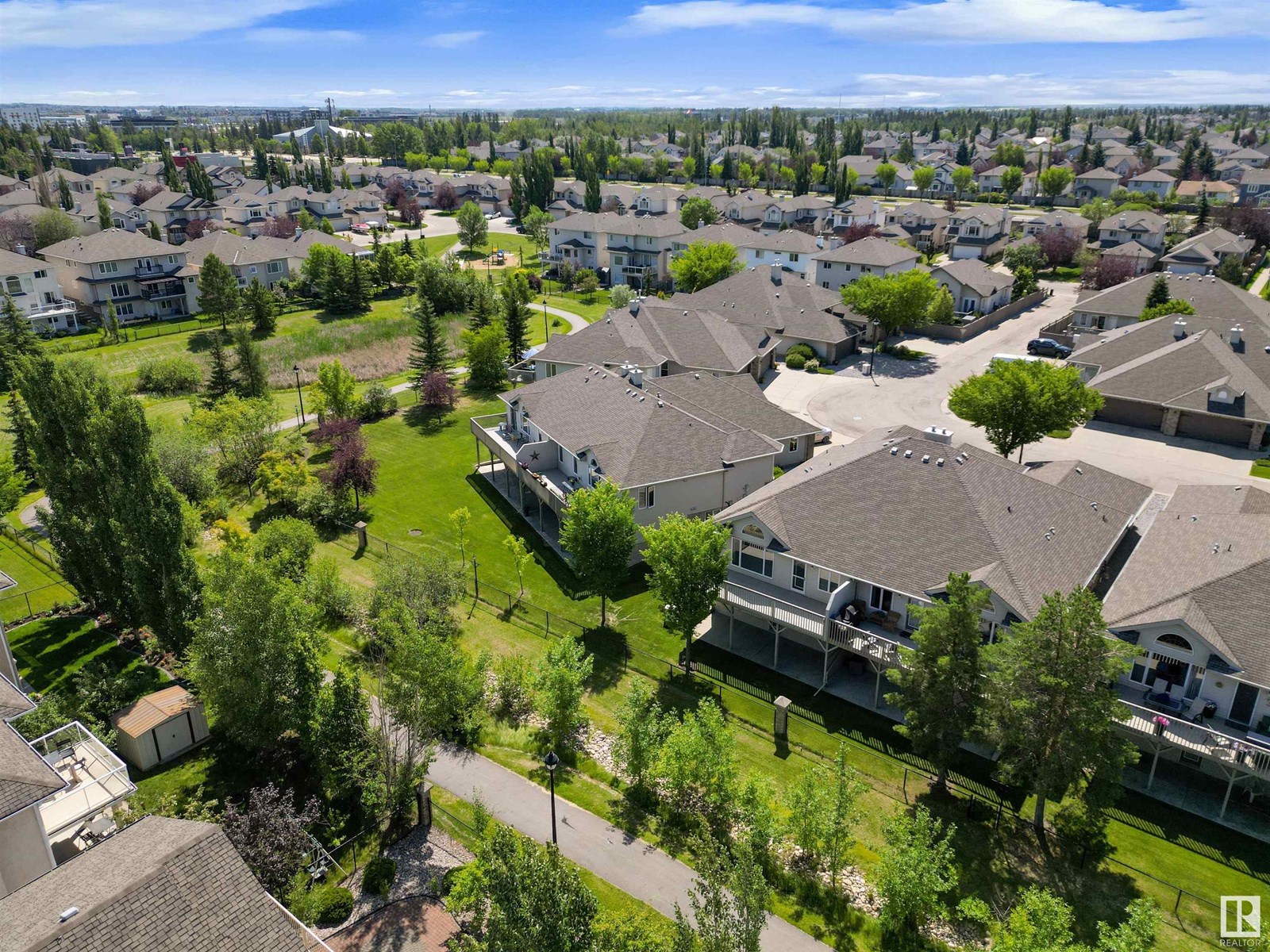 #7 10848 8 AV SW