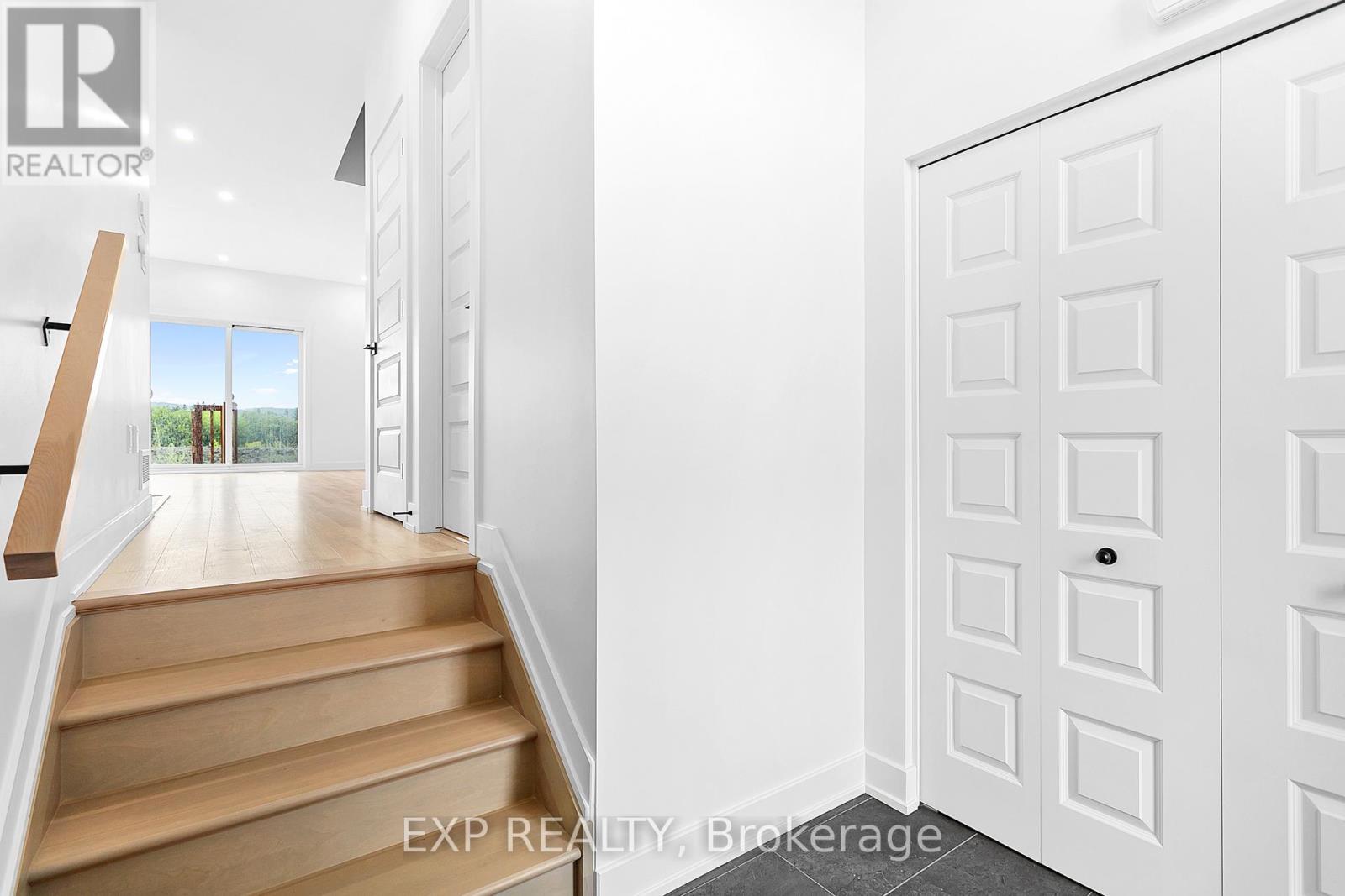 271 CARPE STREET