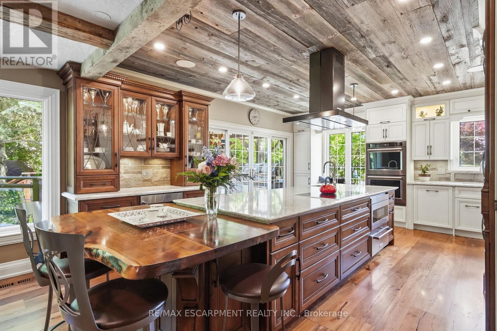 314 7TH CONCESSION ROAD E