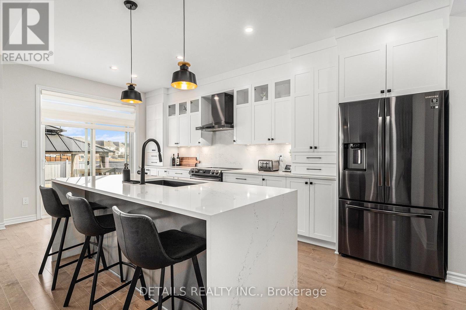 480 FAMILLE LAPORTE AVENUE S