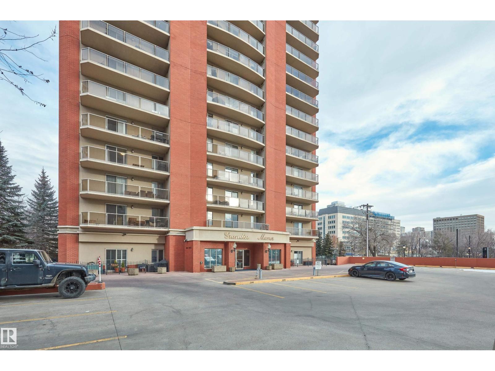 #605 9741 110 ST NW NW