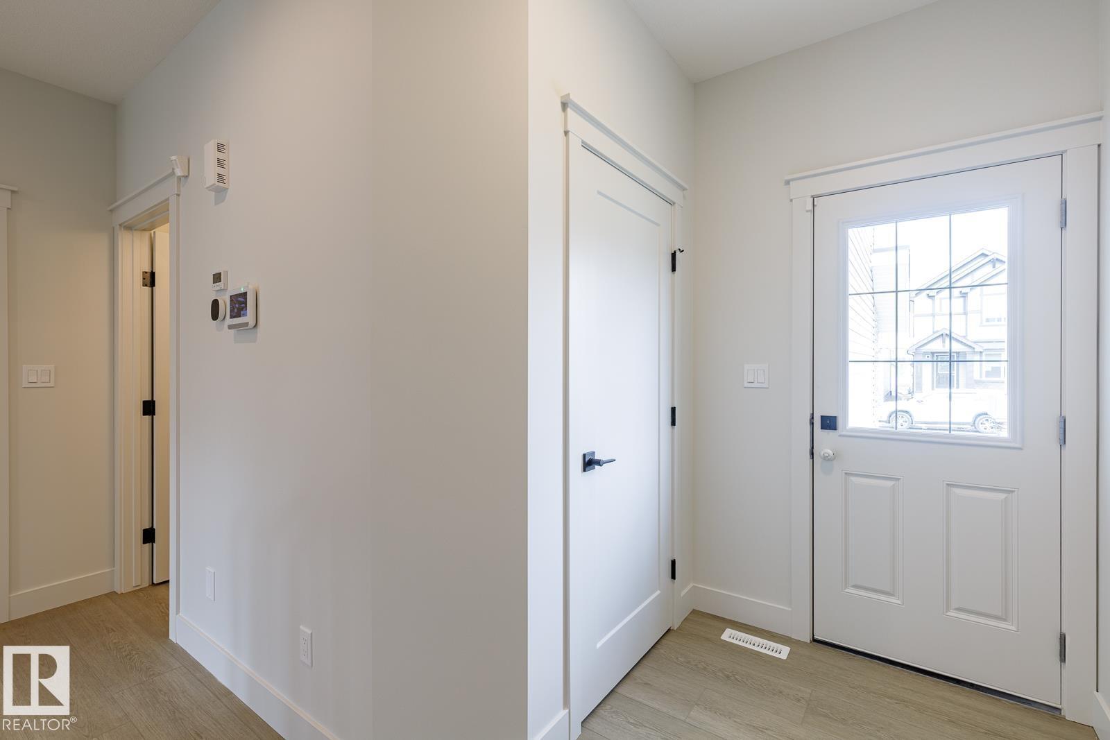 6235 175 AV NW