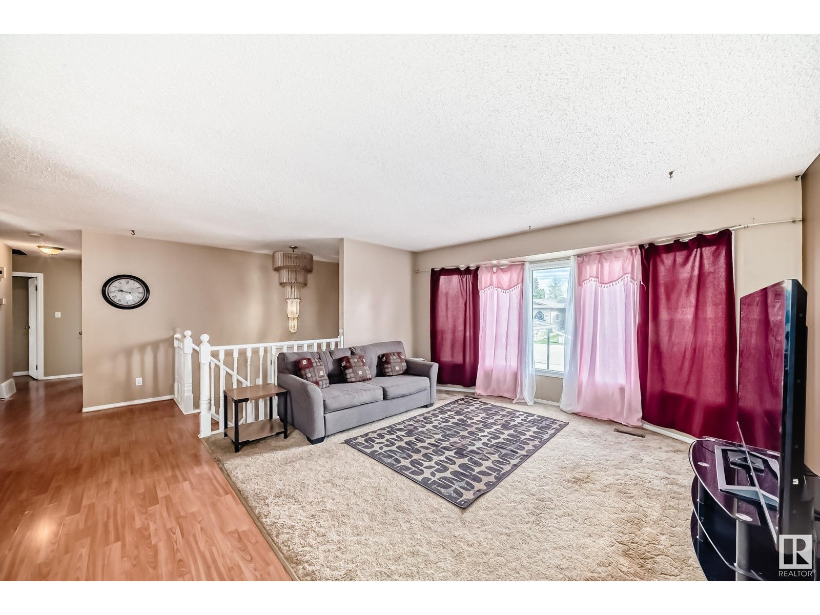 18623 62A AV NW