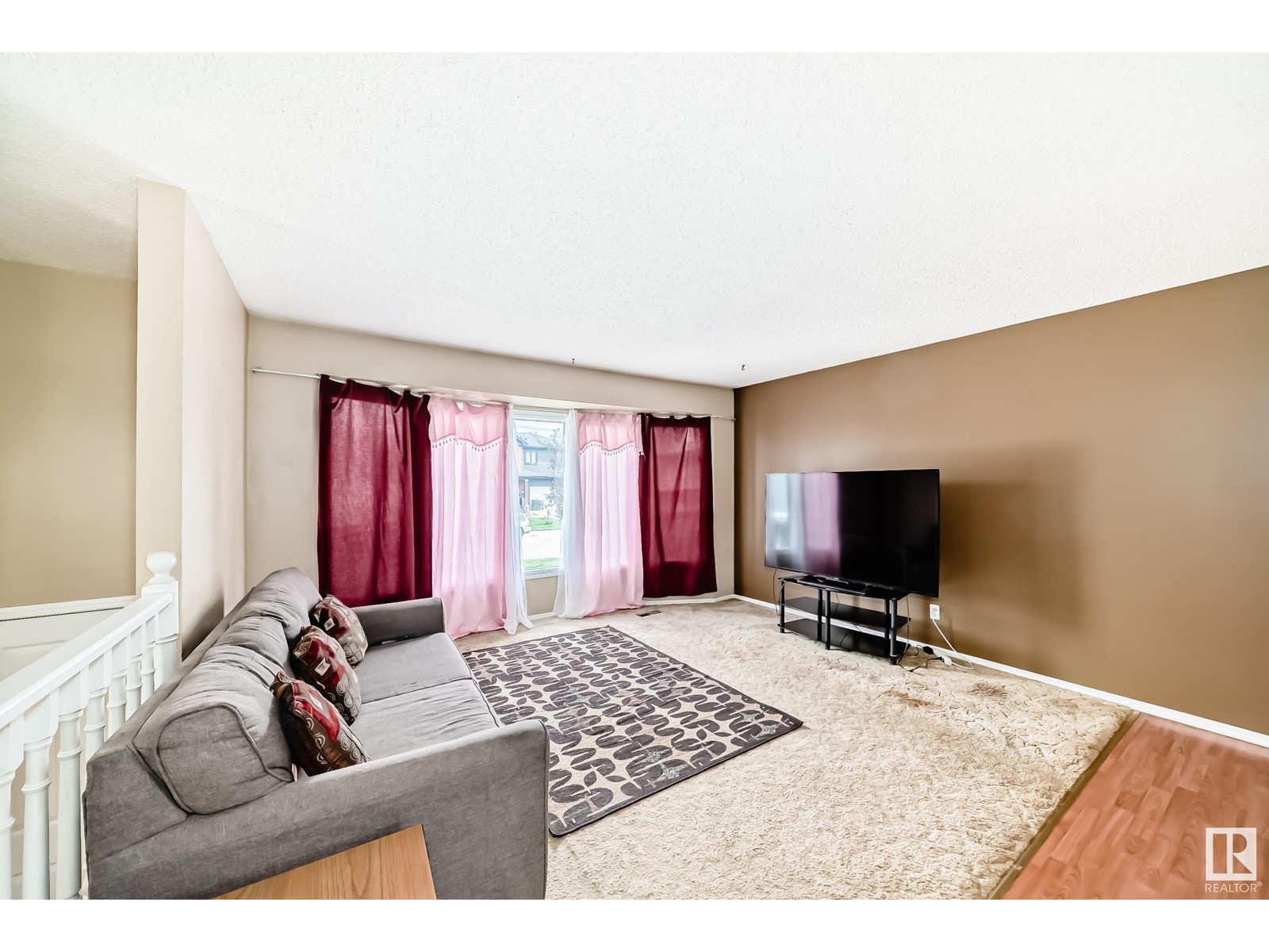 18623 62A AV NW
