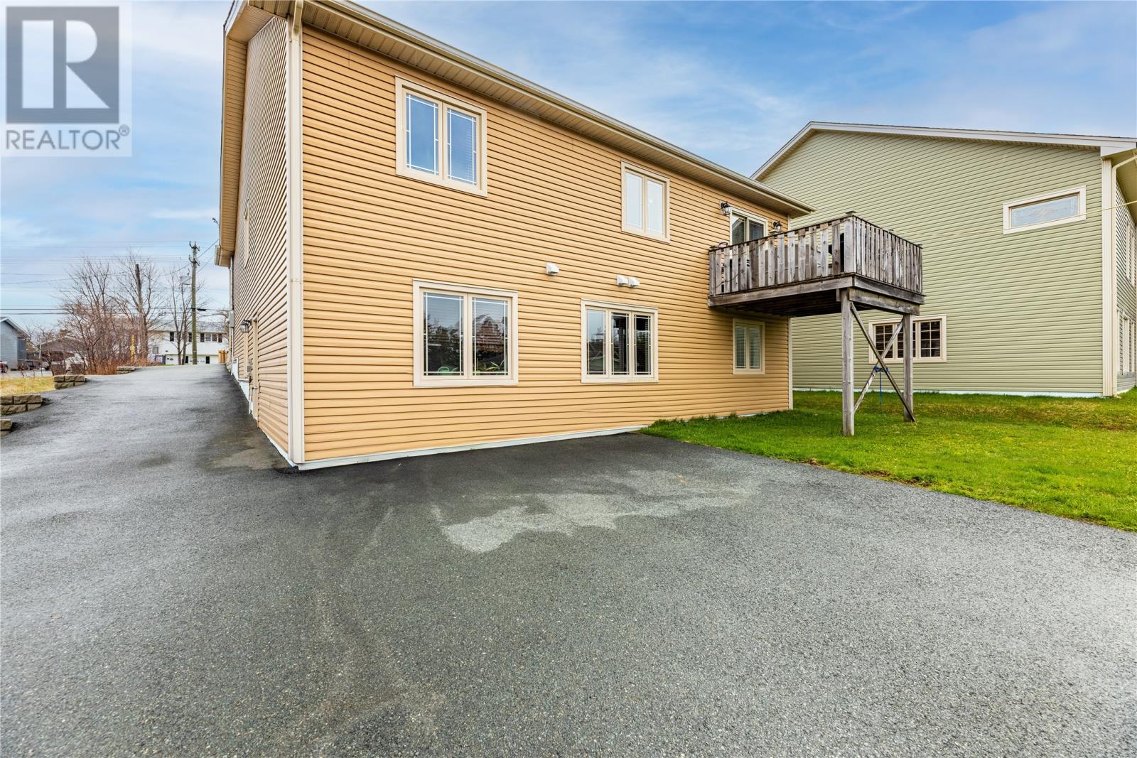 68 Middlebight Road