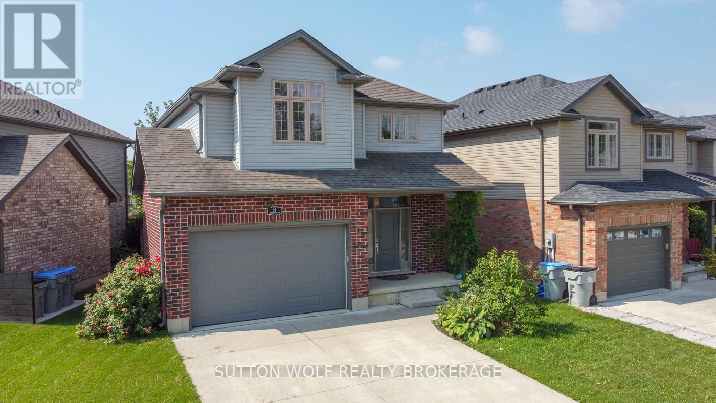 22 QUEENSWAY DRIVE