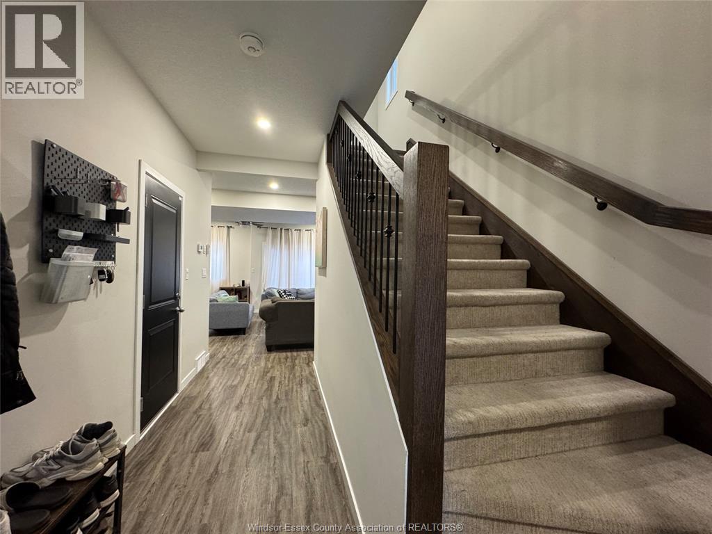 109 KING STREET East