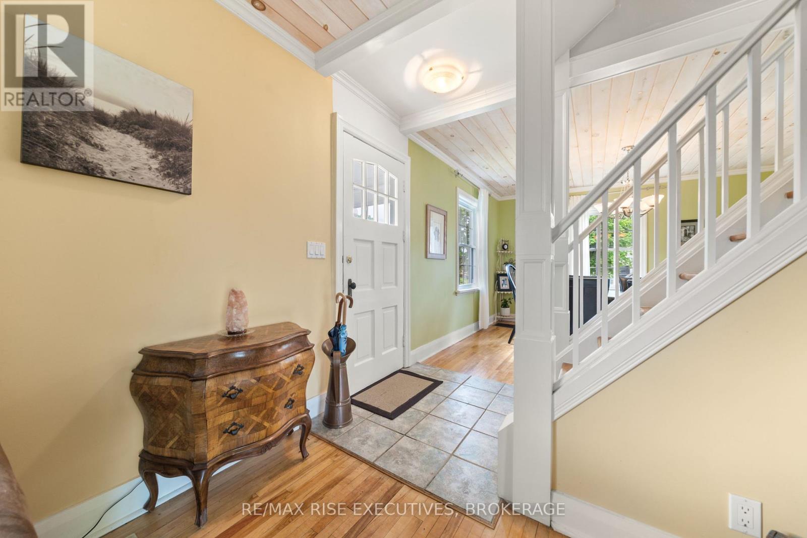28 LEMOINE STREET