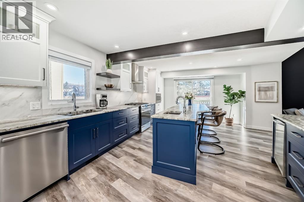 741 Sandringham Place NW