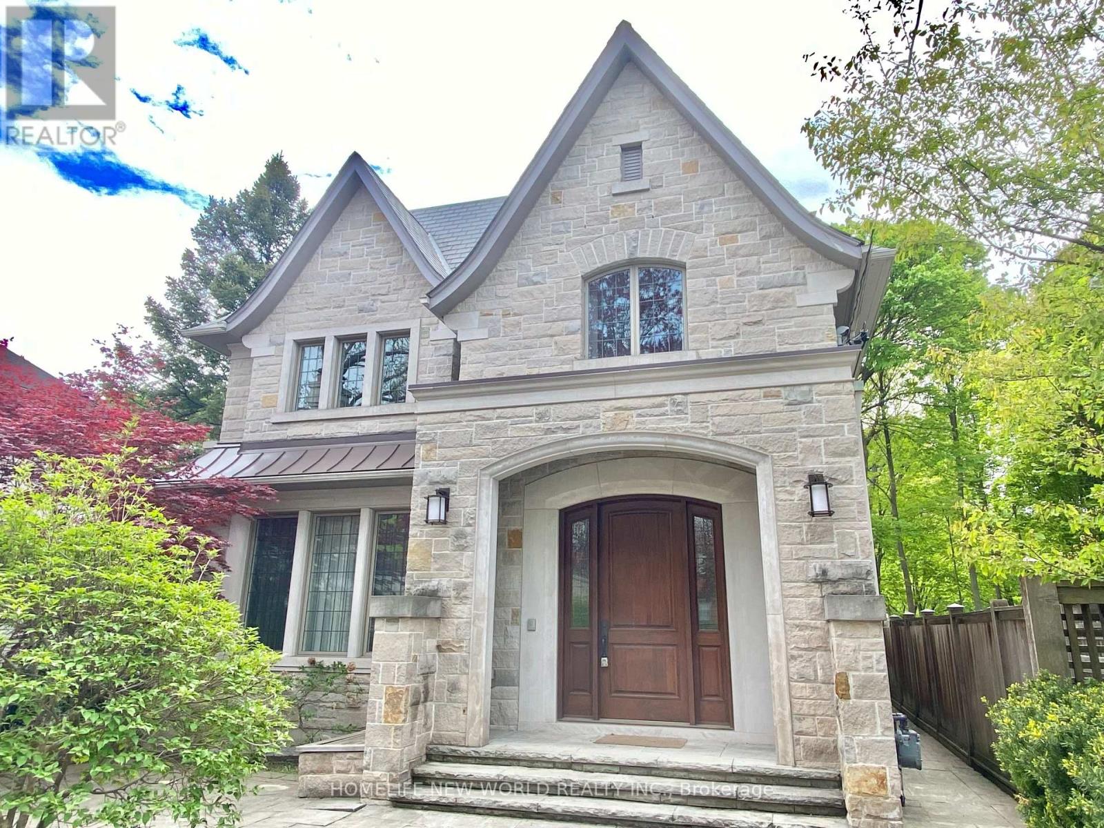94 INGLEWOOD DRIVE
