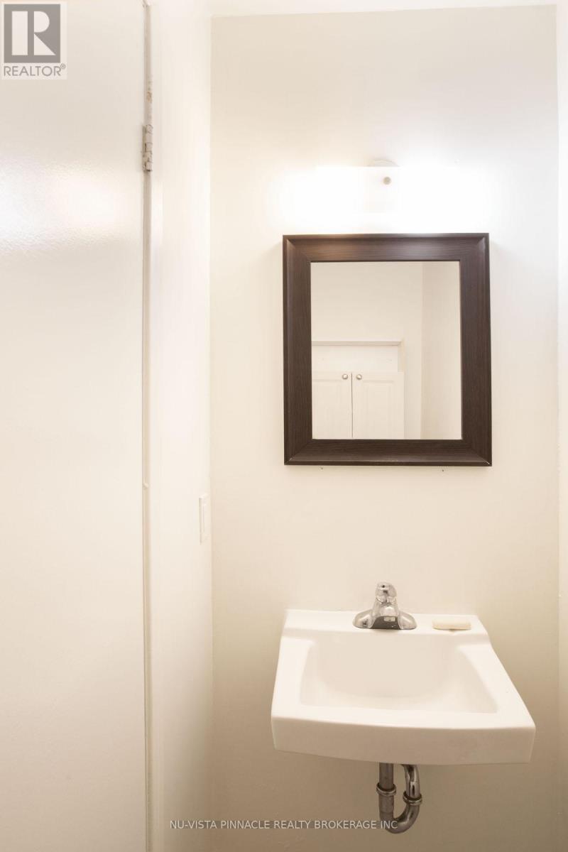 126 - 40 SUMMIT AVENUE