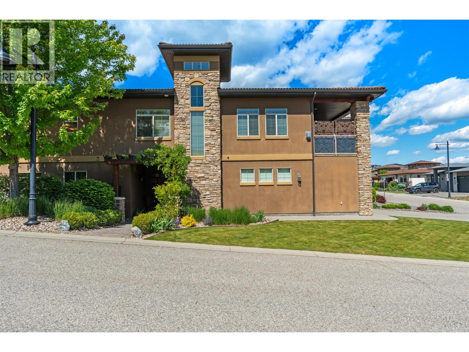 325 Cordon Place