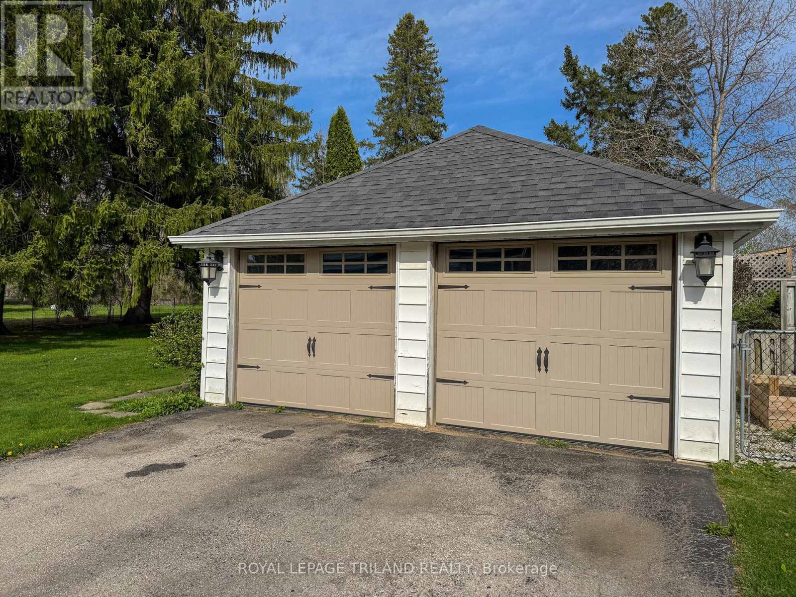 357 SUNSET DRIVE