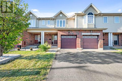 152 CHALLENGE CRESCENT Ottawa ON K4A0T9