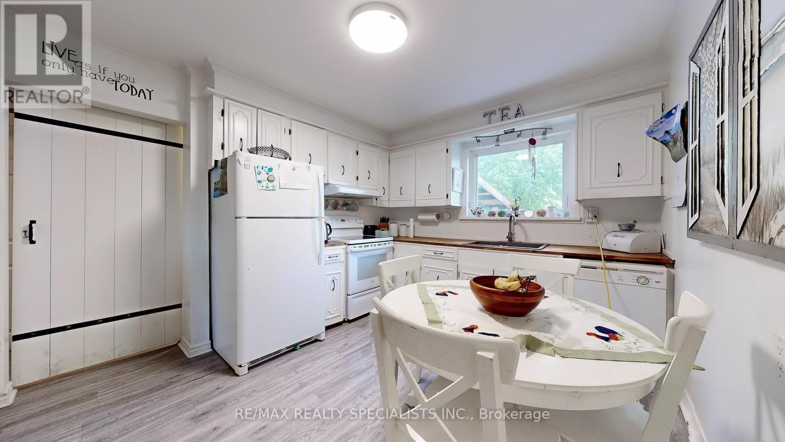 1306-08 LEIGHLAND ROAD