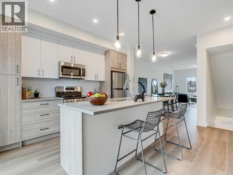 1305, 200 Southridge Drive Okotoks AB T1S0B2