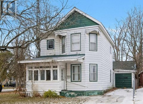 82 ABEL STREET Smiths Falls ON K7A4M5