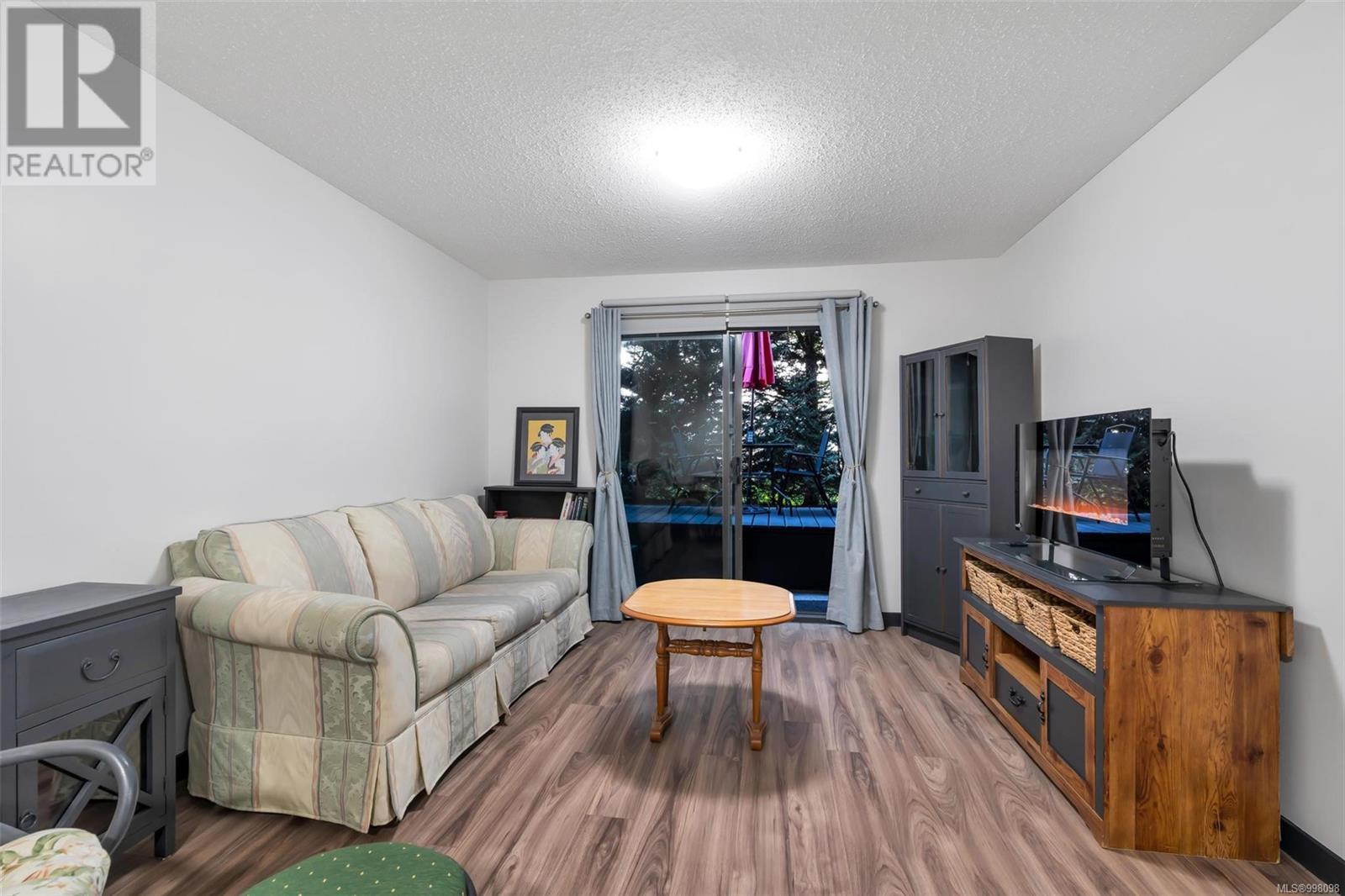 106 3251 Cowichan Lake Rd