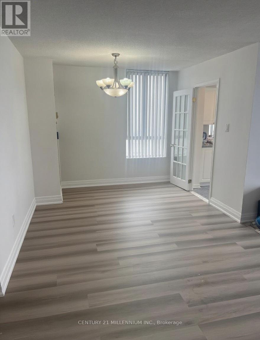 1605 - 26 HANOVER ROAD