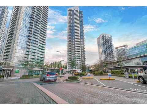 1904 9887 WHALLEY BOULEVARD Surrey BC V3T0P4