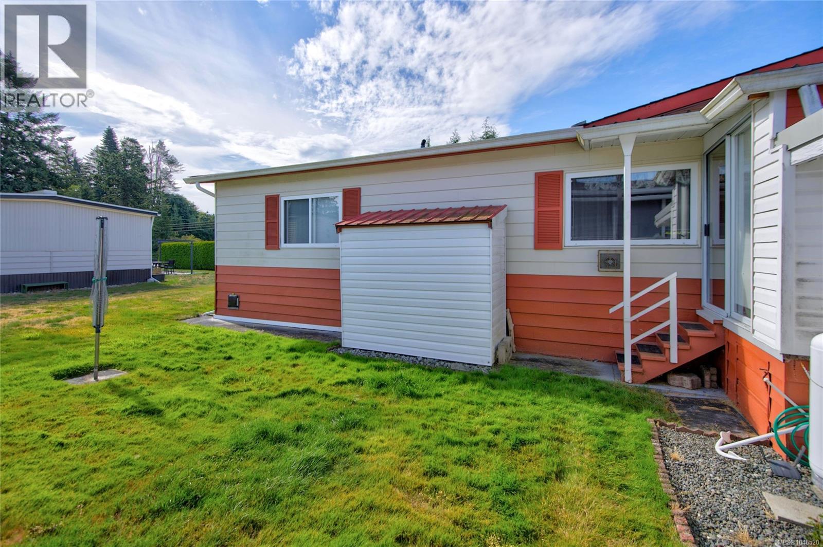 21 1240 Wilkinson Rd