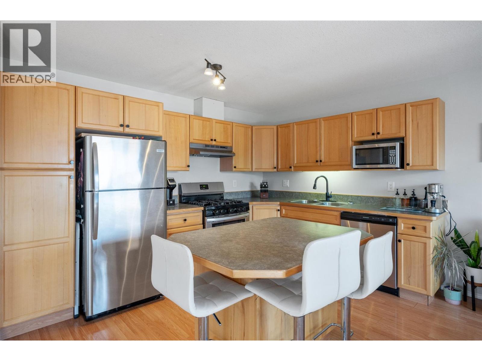7915 Hespeler Road Unit# 26