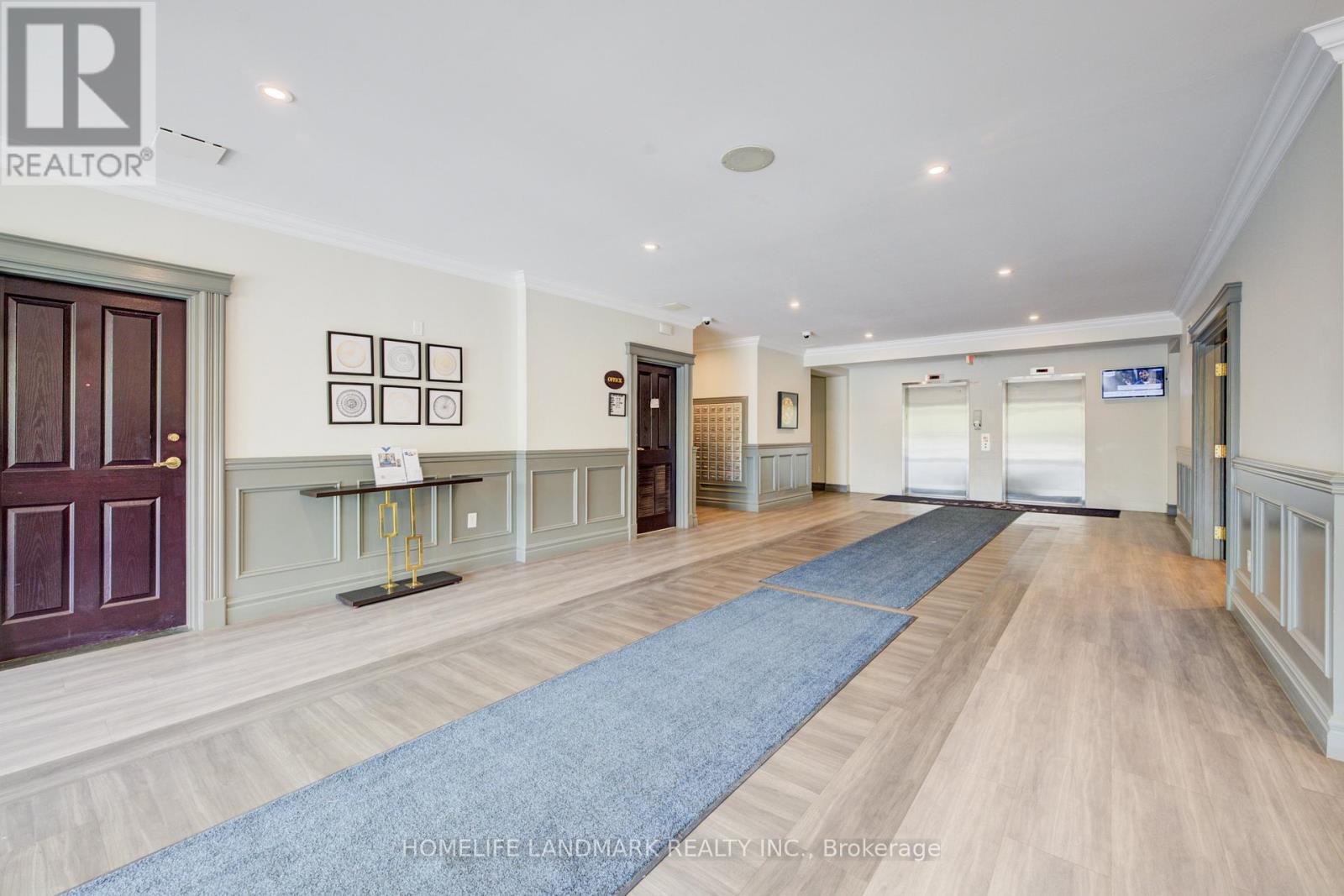 608 - 255 KEATS WAY