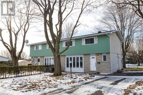 24B ALDERCREST DRIVE Ottawa ON K2G1P7