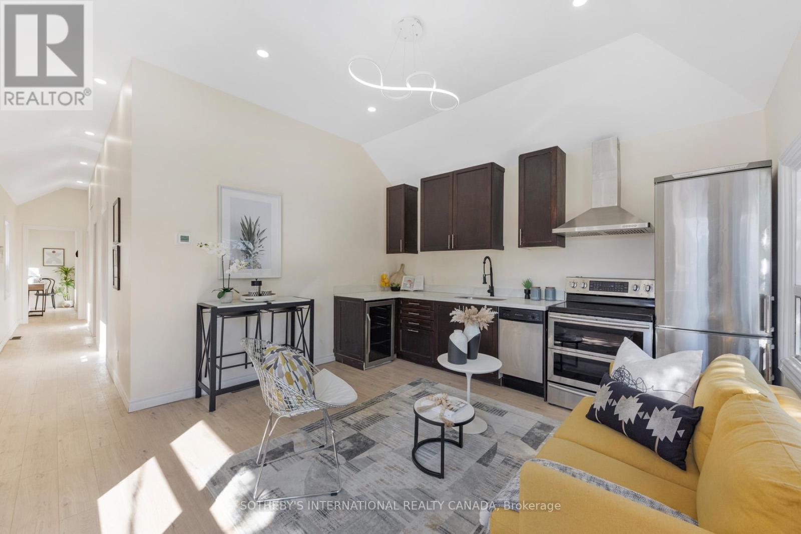 70 DUNRAVEN DRIVE