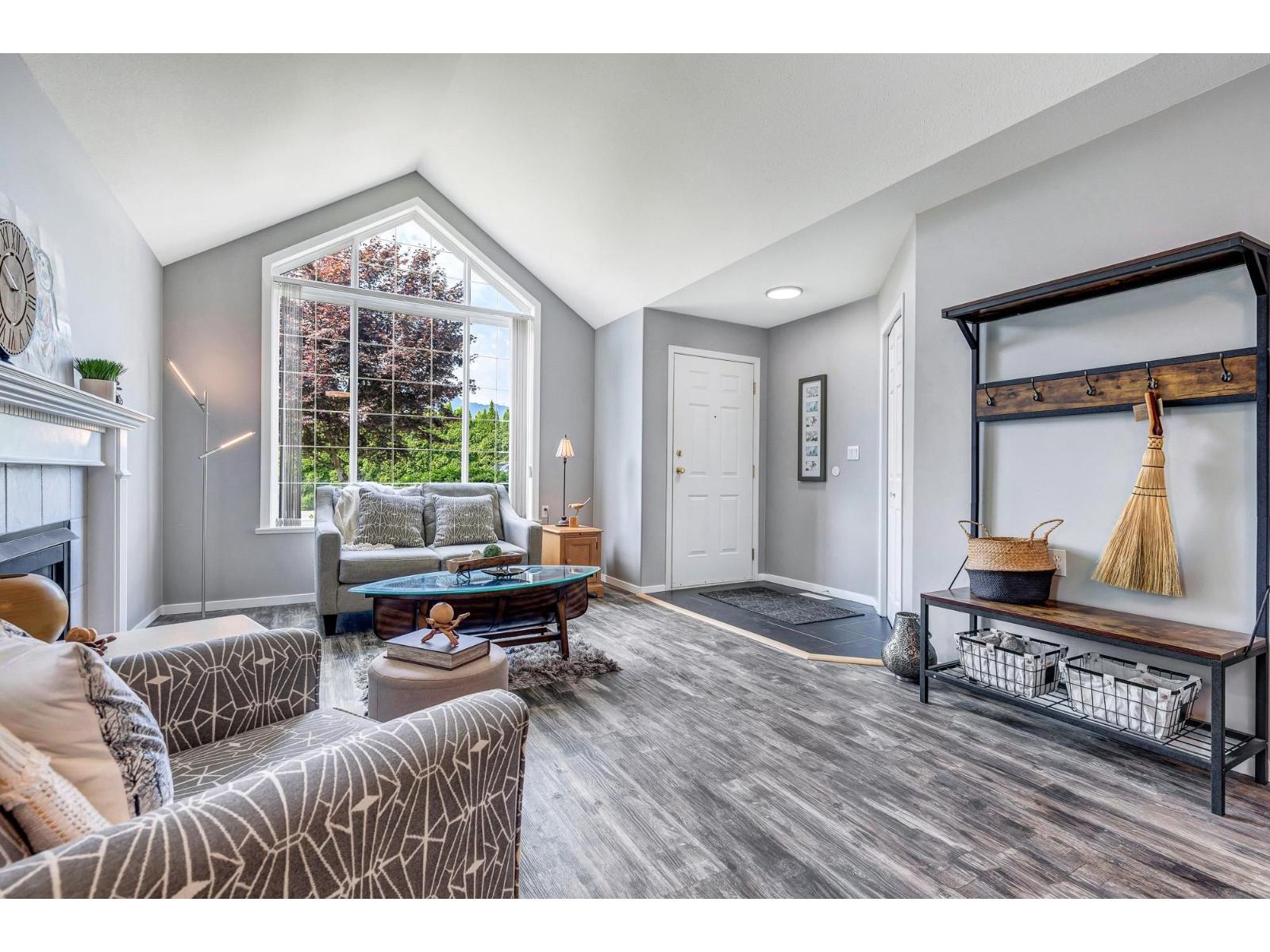 12 1548 MACKAY CRESCENT|Agassiz
