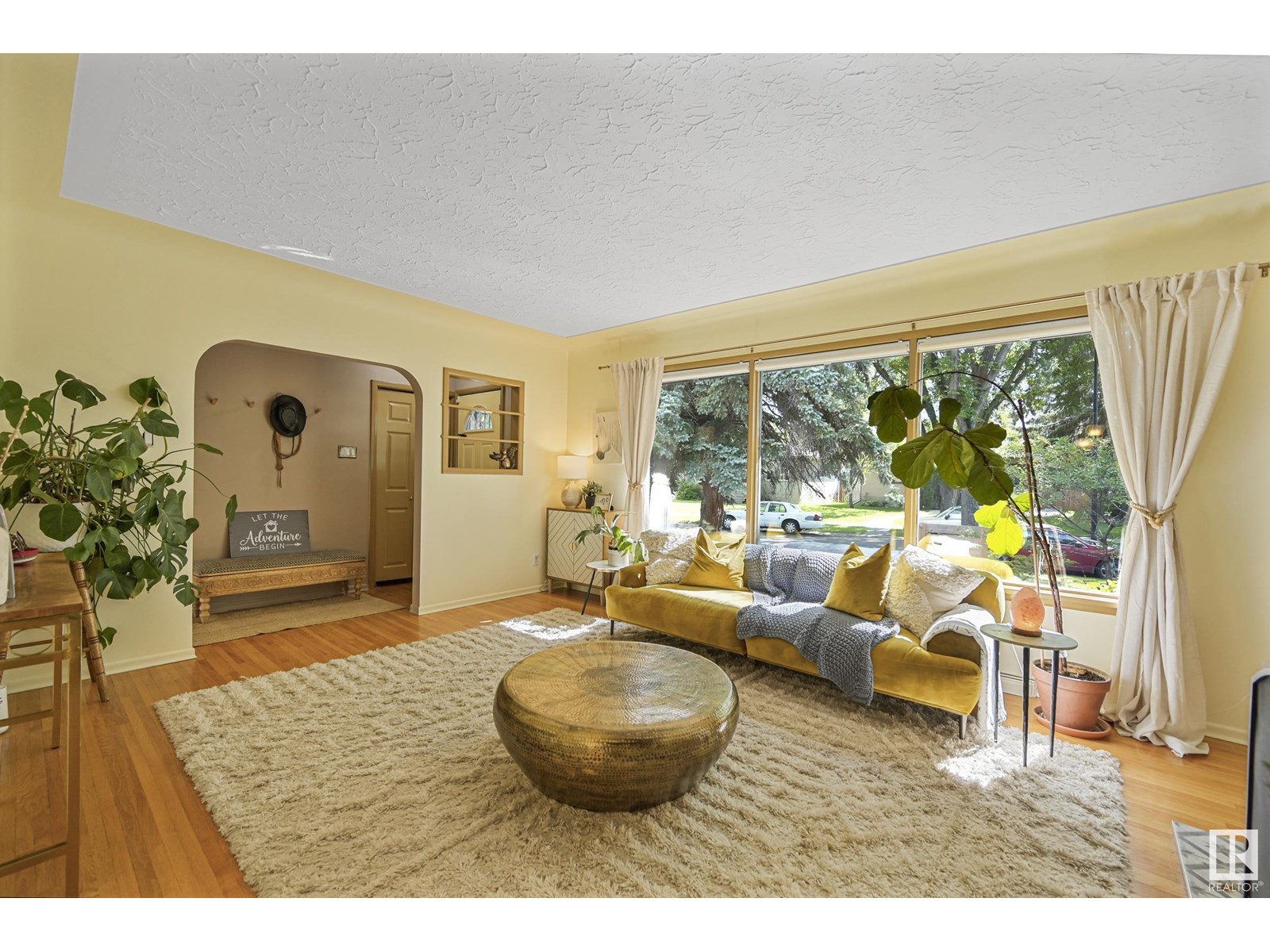 11004 133 ST NW