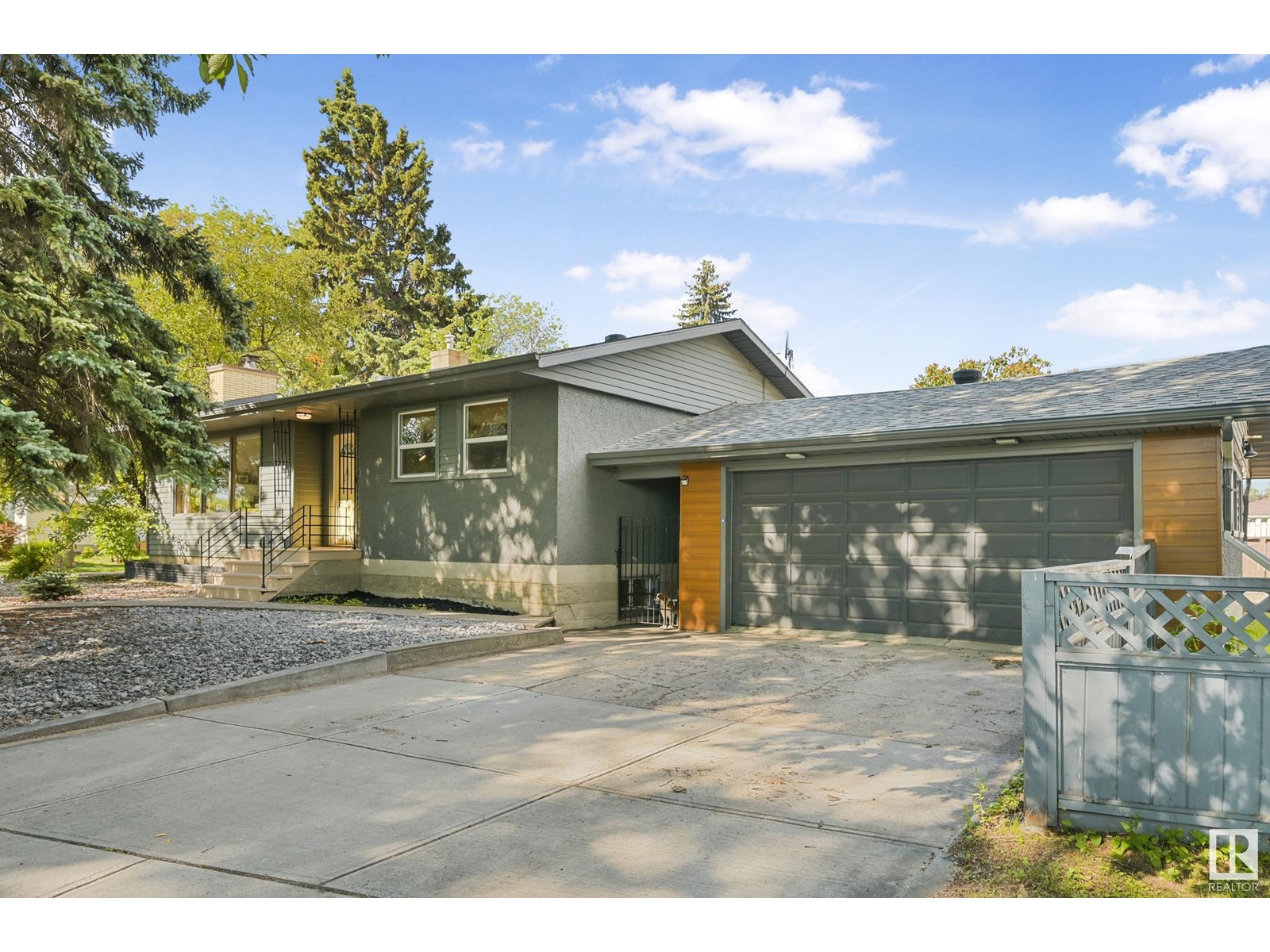 11004 133 ST NW