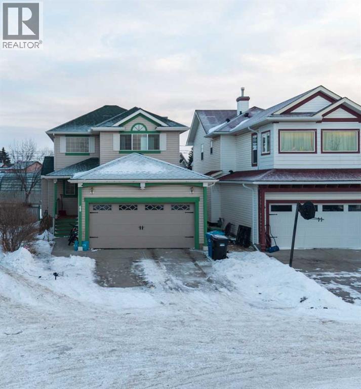 68 Martha's Haven Gardens NE