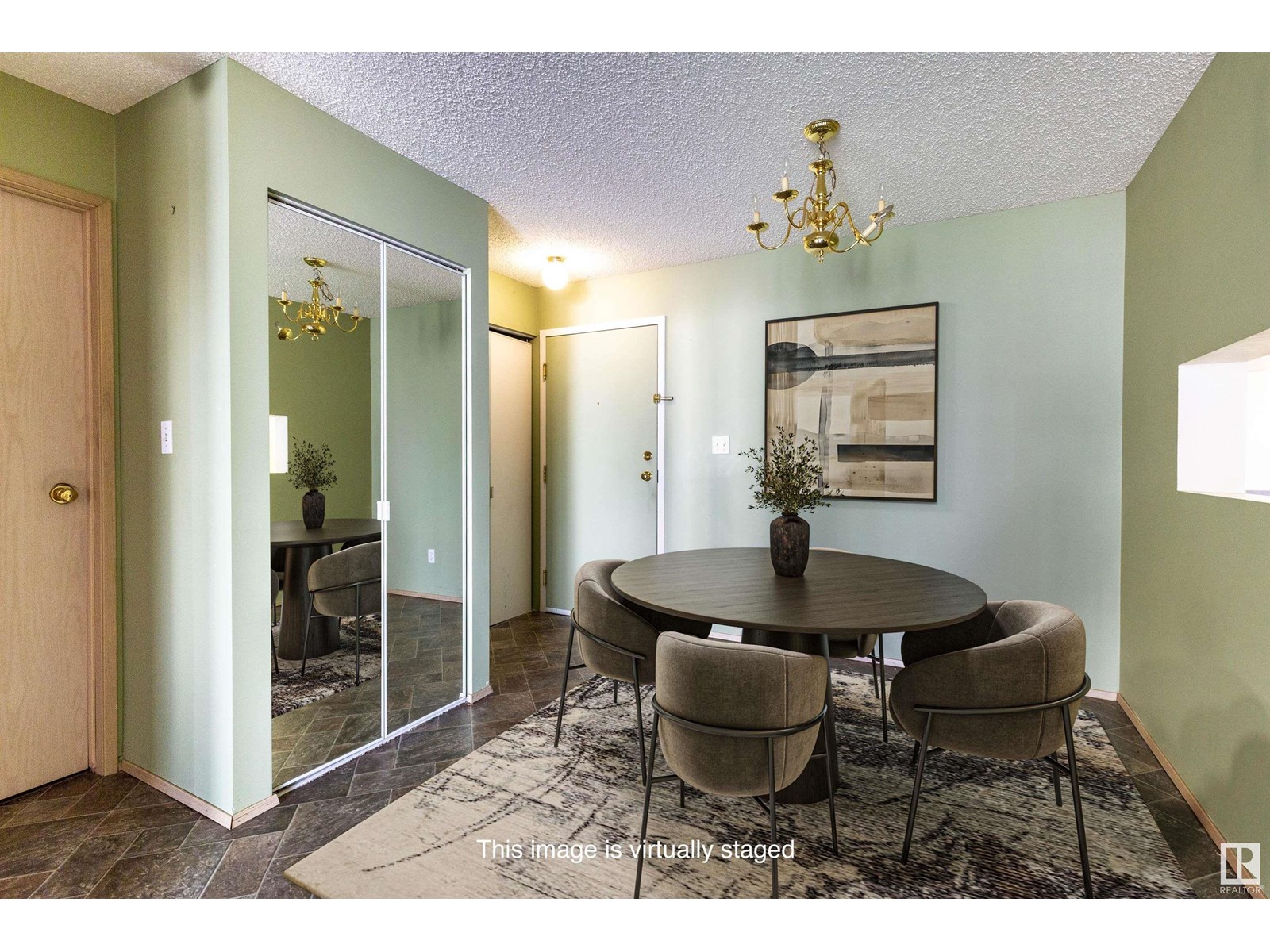 #224 2520 50 ST NW