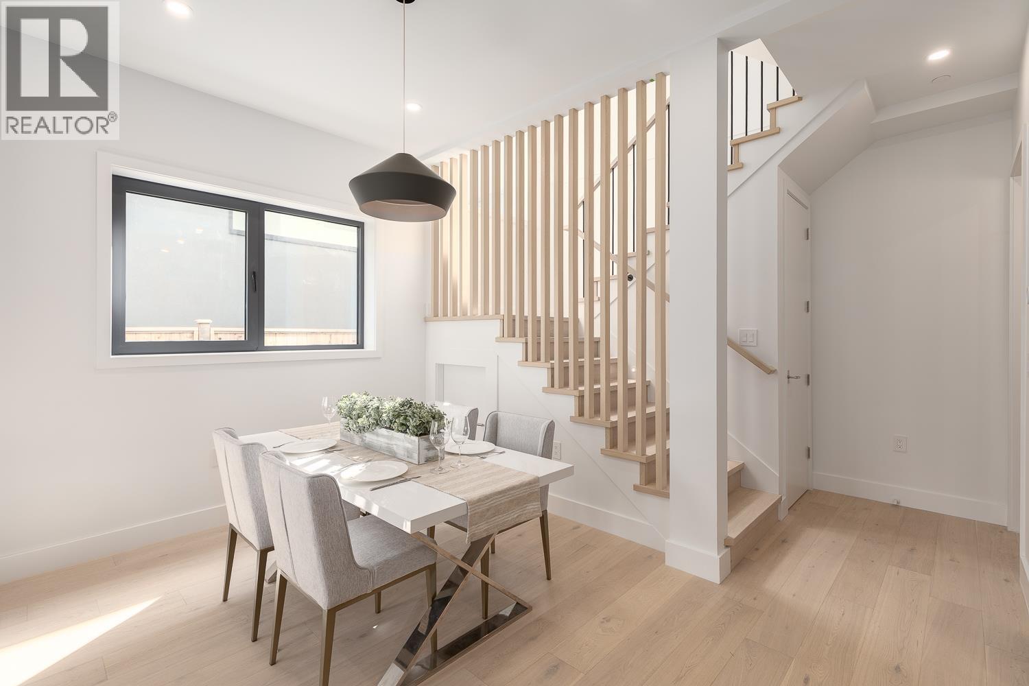 1 3186 W 11TH AVENUE