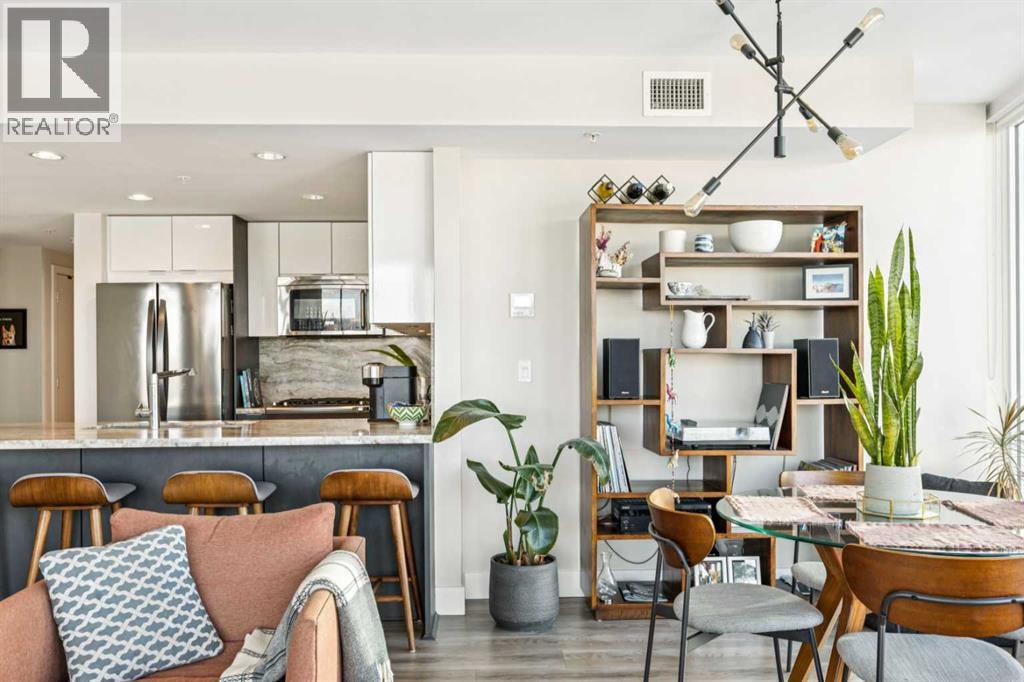 702, 519 Riverfront Avenue SE