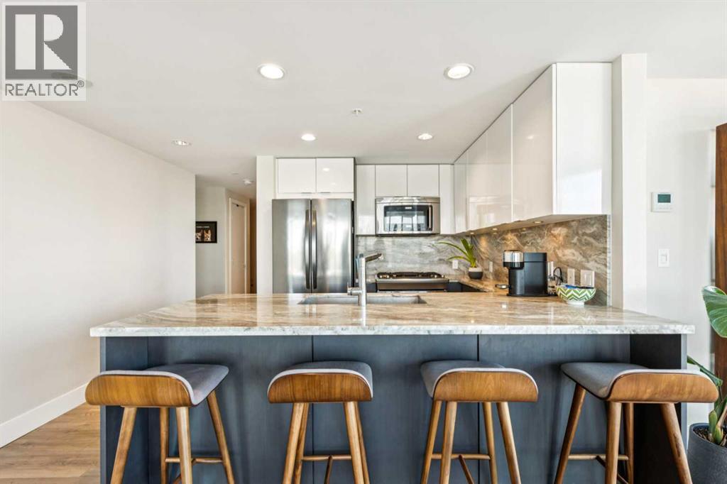 702, 519 Riverfront Avenue SE