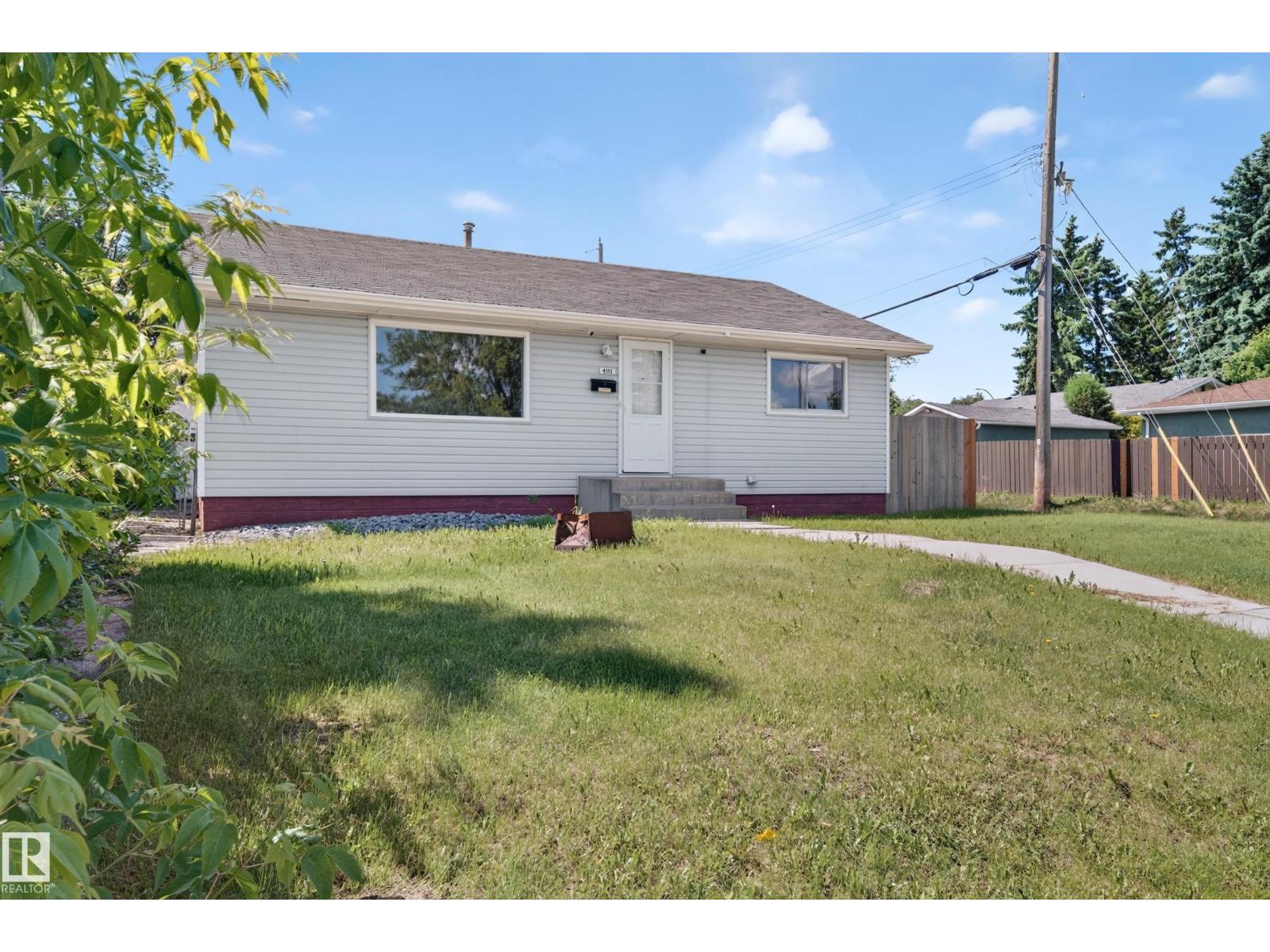 4311 105A AV NW