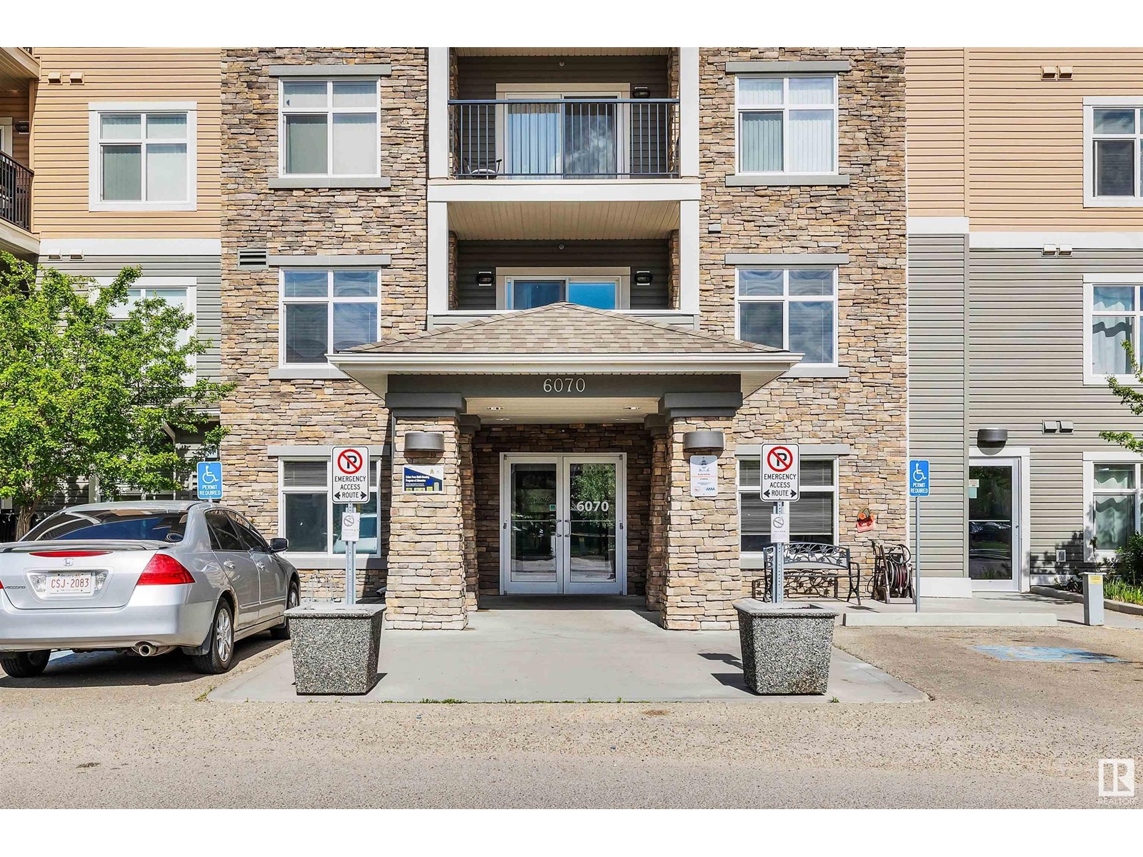#106 6070 SCHONSEE WY NW