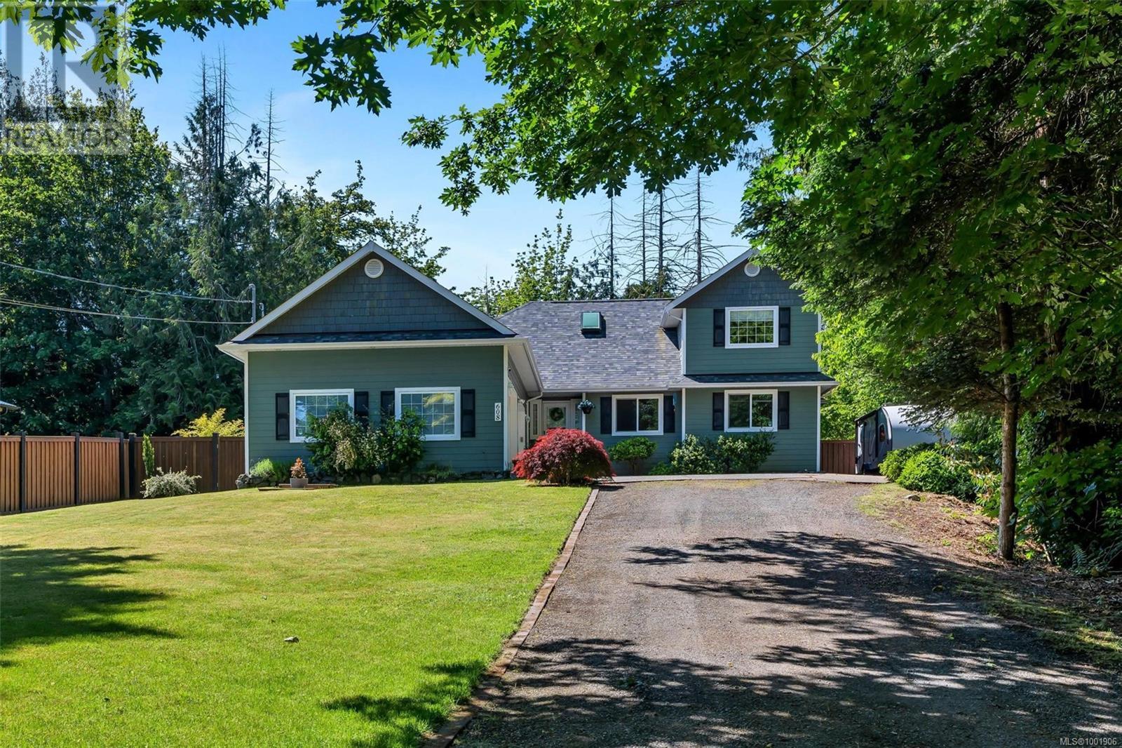 608 Noowick Rd