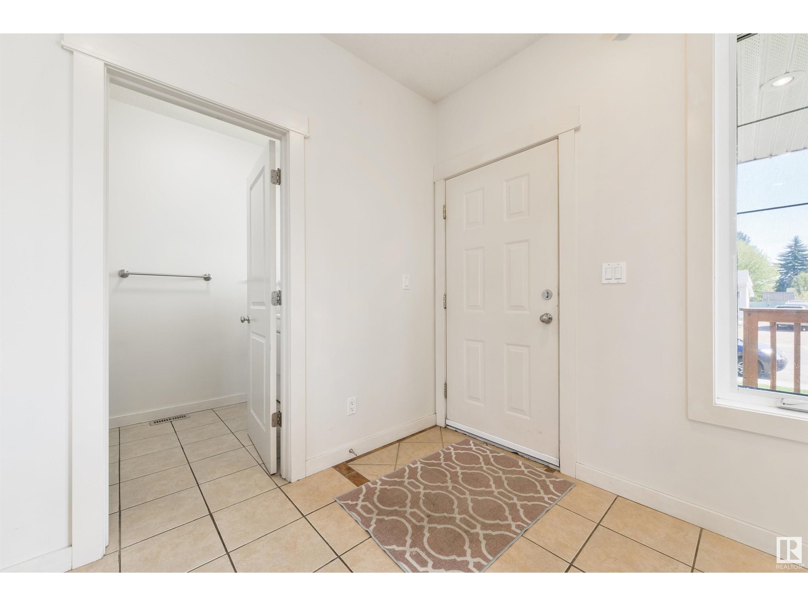 9212 154 ST NW