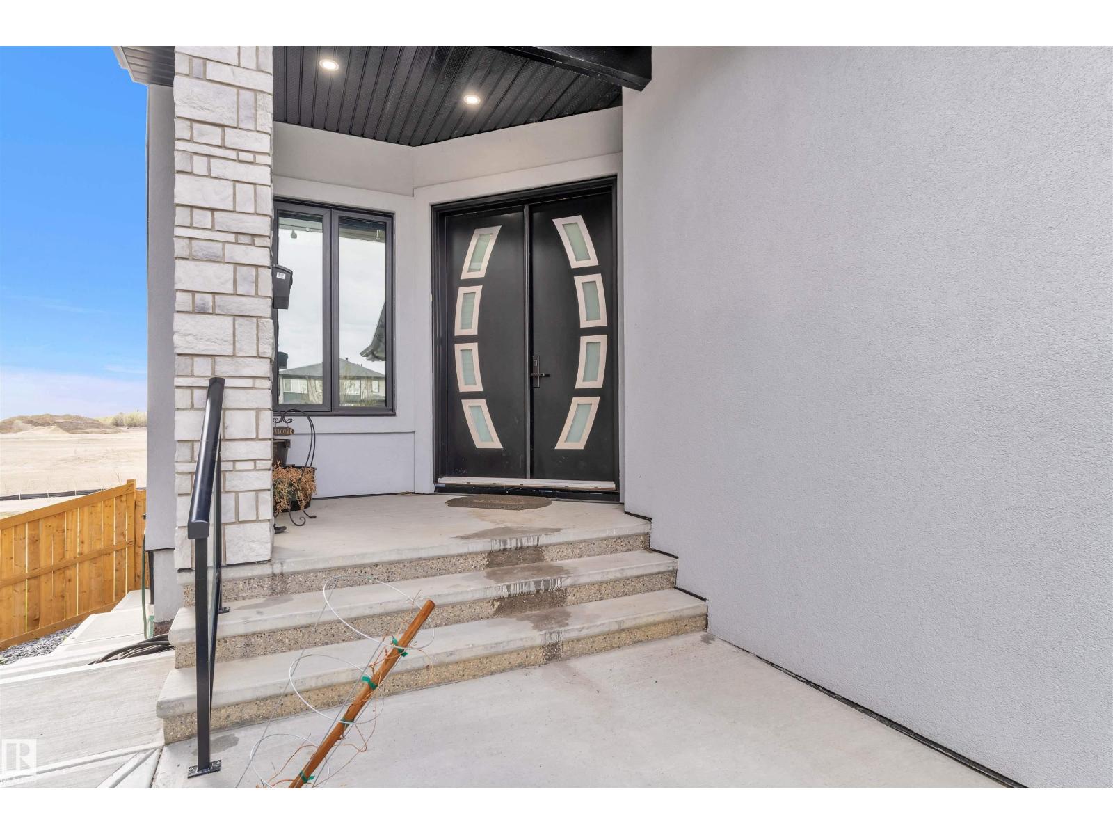 8118 ORCHARDS GREEN SW