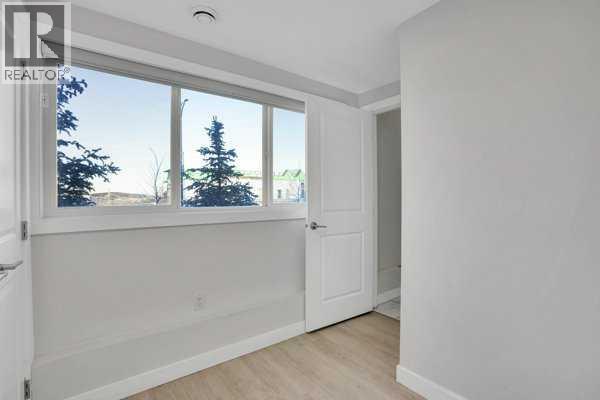 304, 33 Merganser Drive W