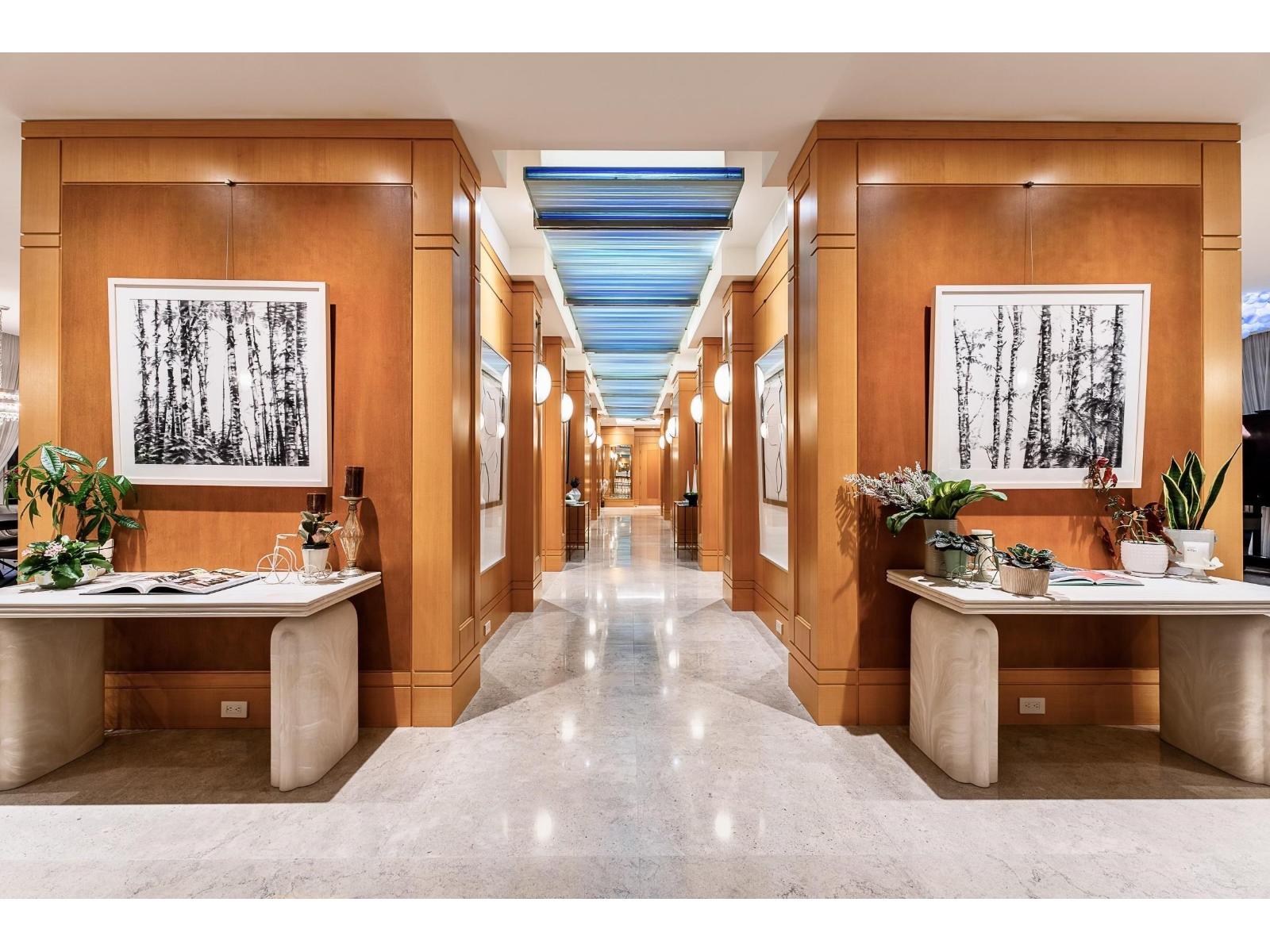 PH801 1551 FOSTER STREET