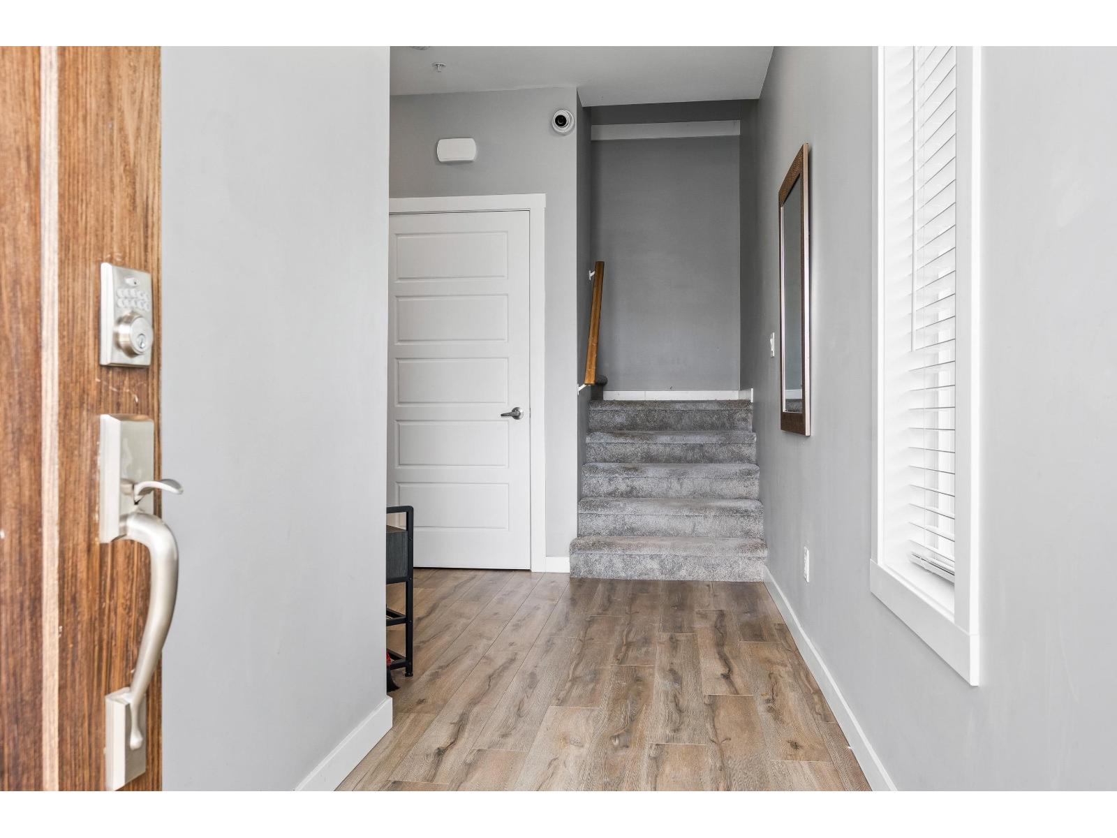 B 9279 CARLETON STREET|Chilliwack Proper East