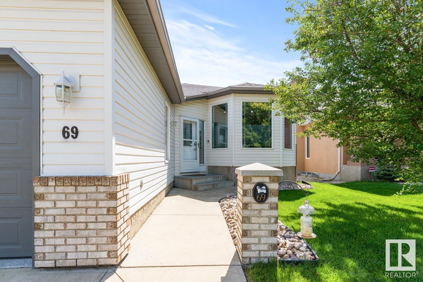 69 COLONIALE WY