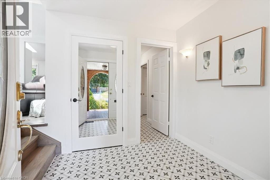 93 WESTGATE PARK Drive