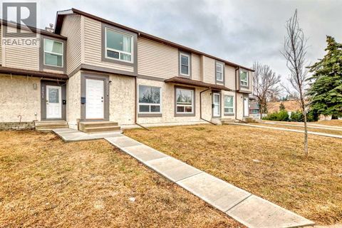 1227 137 Avenue SE Calgary AB T2J6N5