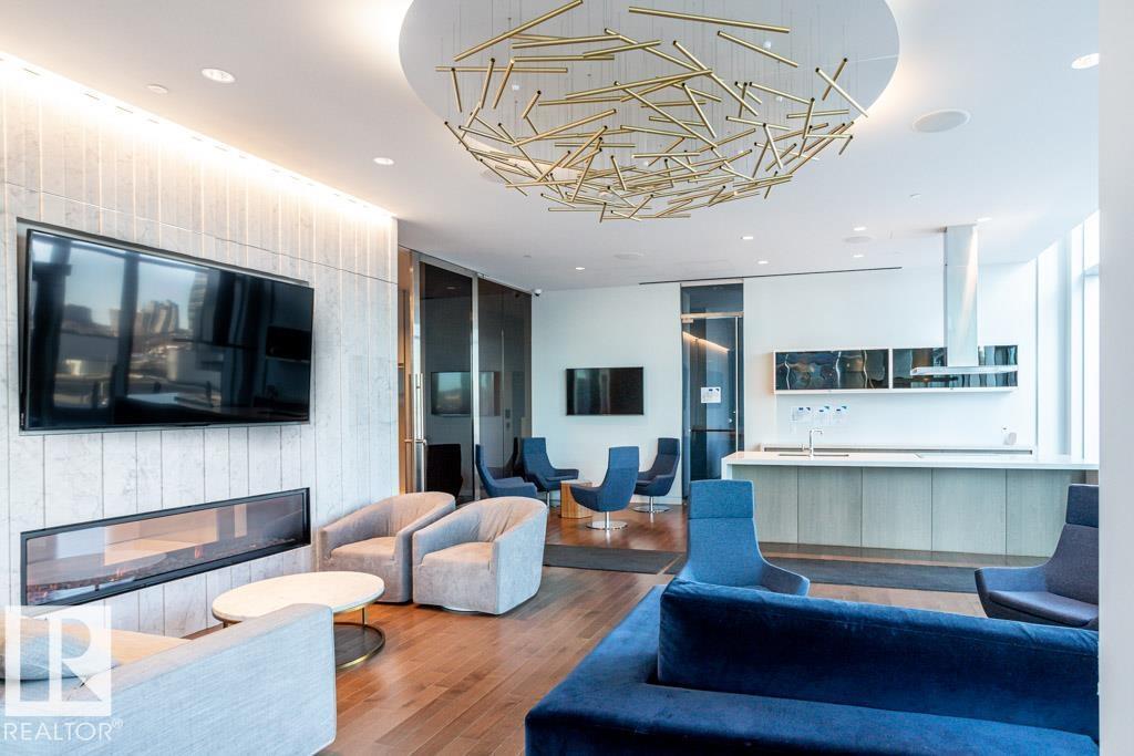 #2506 10360 102 ST NW